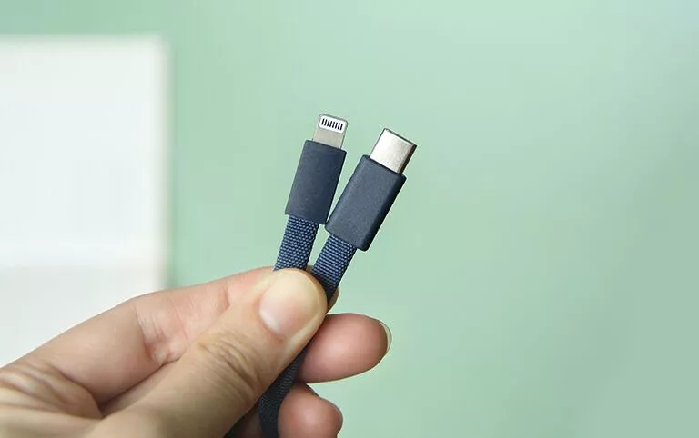 Ảnh của  Sạc dự phòng QC 22.5W + PD 18W Multi-Compatible Cabled Power Bank 10000mAh RPP-285