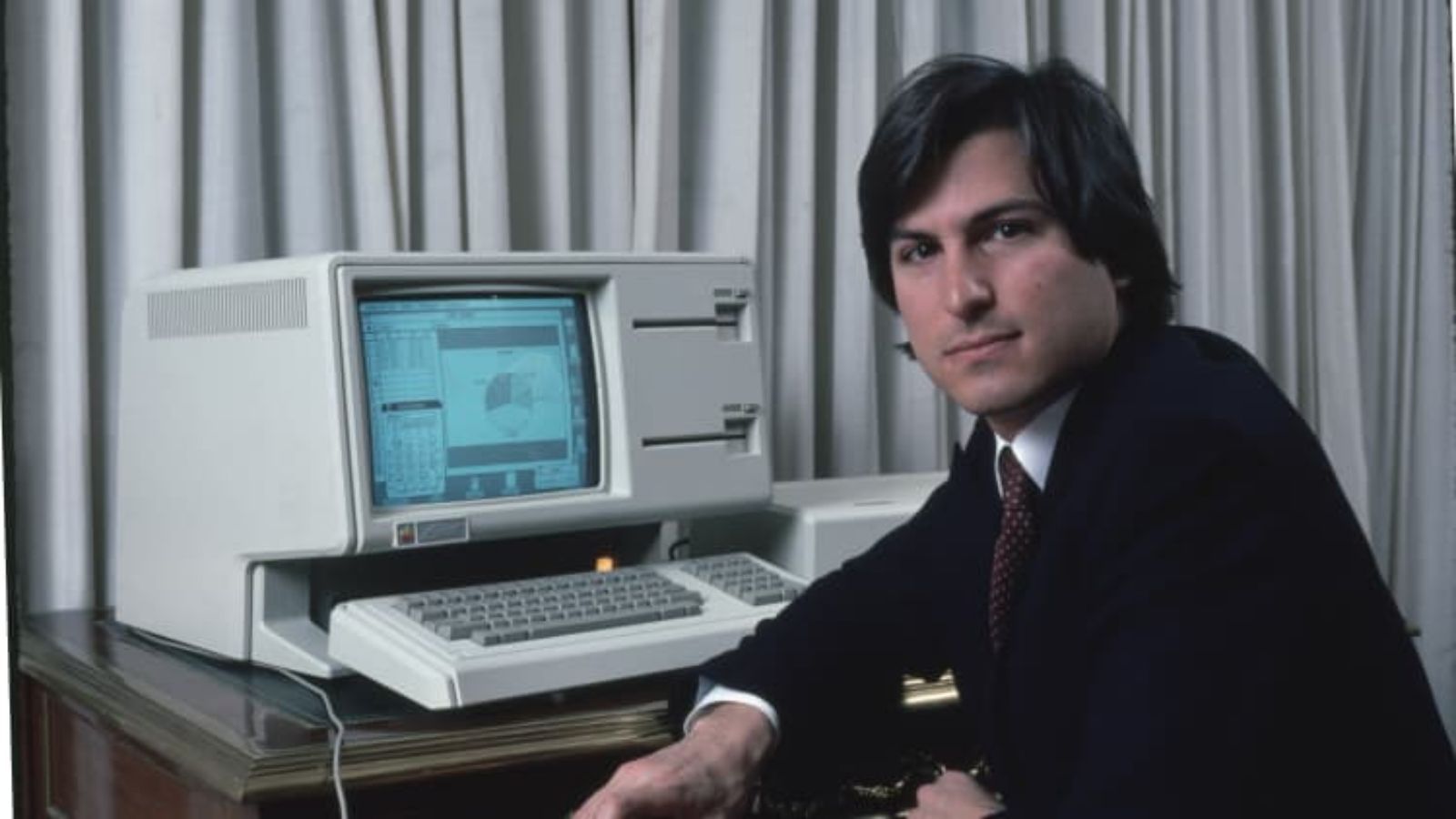 Hình ảnh cho danh mục Sơ lược lịch sử phát triển của MacOS từ 1984 đến 2000