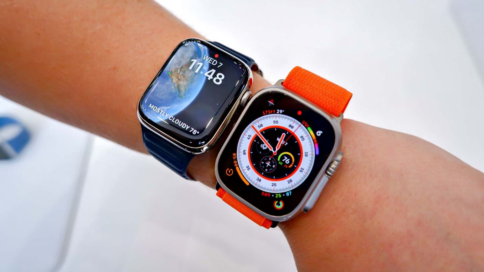 So sánh Apple Watch Series 8 và Apple Watch Ultra chi tiết