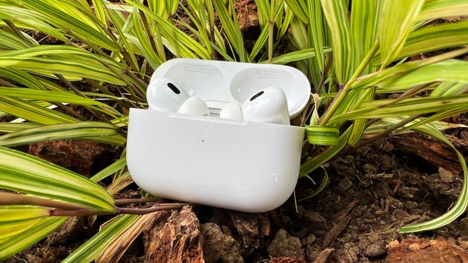 Hình ảnh cho danh mục 10 mẹo tiết kiệm pin cho tai nghe AirPods đơn giản mà cực kỳ hiệu quả