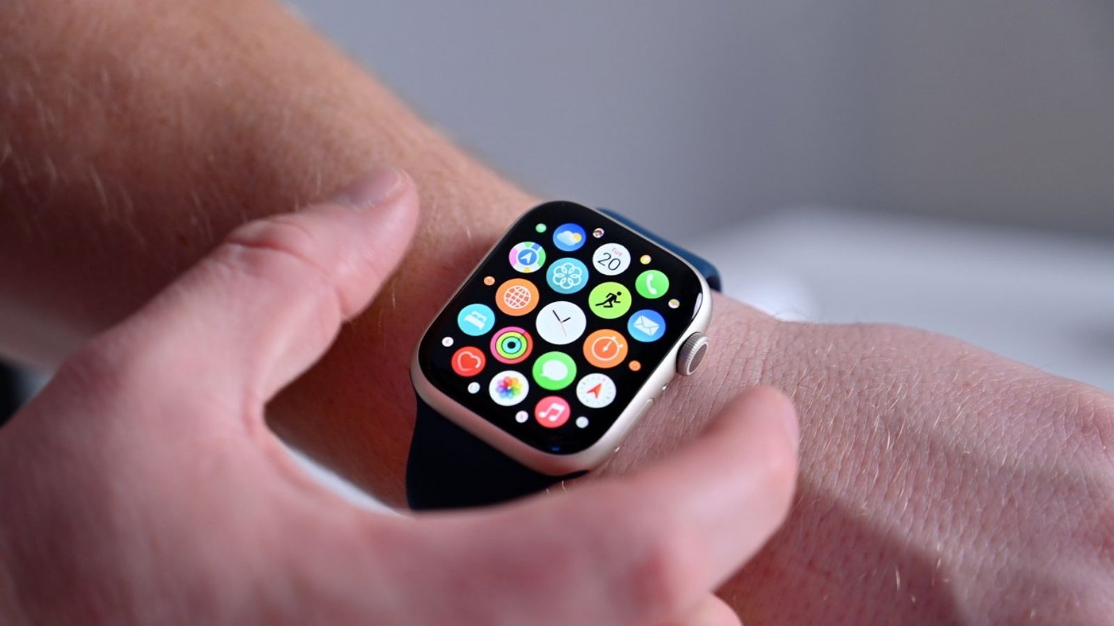 Hình ảnh cho danh mục Chế độ tiết kiệm pin trên Apple Watch là gì?