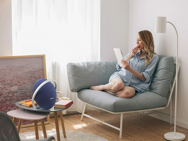 Ảnh của Loa Harman Kardon Onyx Studio 8