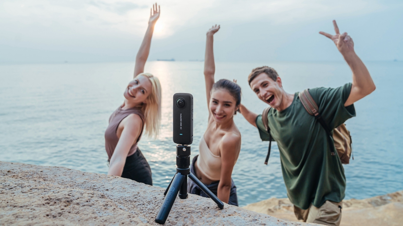 Hình ảnh cho danh mục Insta 360 ONE X2: Camera 360 độ 5.7K ngon - bổ - rẻ cho newbie