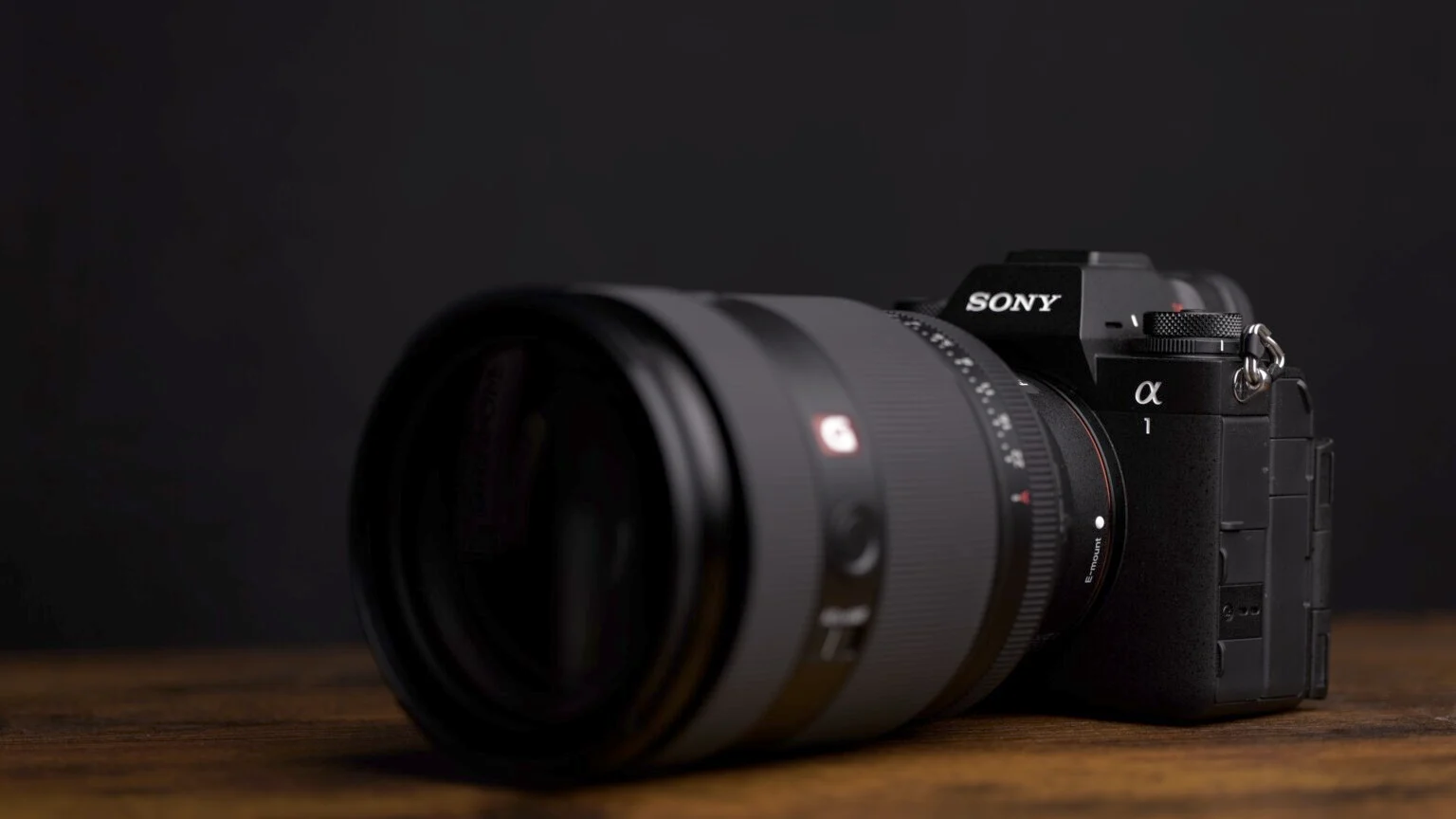 máy ảnh Sony α1 II
