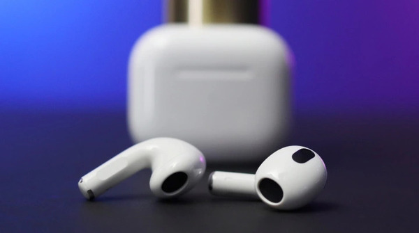 AirPods 3