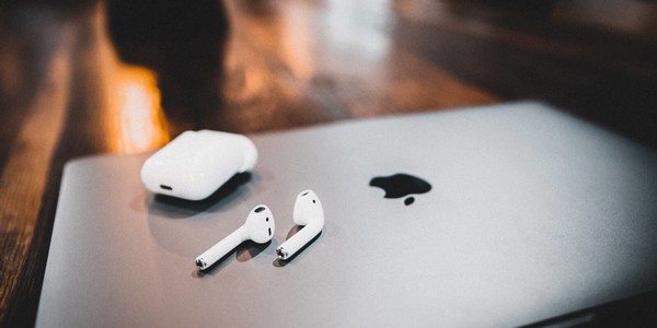 AirPods rất dễ bị nhiễu tín hiệu trong môi trường có nhiều thiết bị Apple