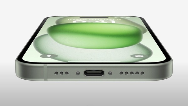 Cổng sạc USB-C được Apple thiết kế vát nhẹ mang tới vẻ đẹp sang trọng, thanh lịch cho iPhone 15
