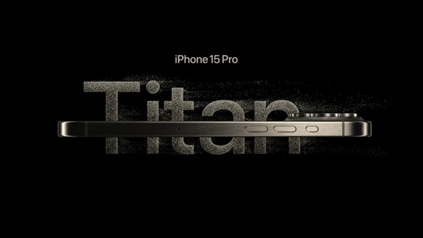 iPhone 15 Pro và iPhone 15 Pro Max có khung viền làm từ Titan - chất liệu thường thấy trên các con tàu vũ trụ