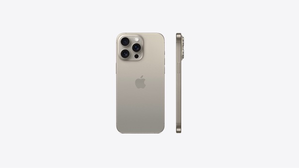 iPhone 15 Pro Max Titan Tự Nhiên có vẻ ngoài thu hút hơn và khác biệt hơn so với các màu cũ