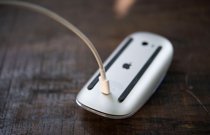 Tại sao Apple Magic Mouse đẹp đến "nao lòng" mà lại bị người dùng "ghét" đến vậy