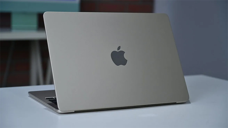 MacBook Air M2 màu Bạc