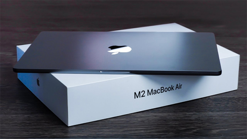 MacBook Air M2 màu Midnight