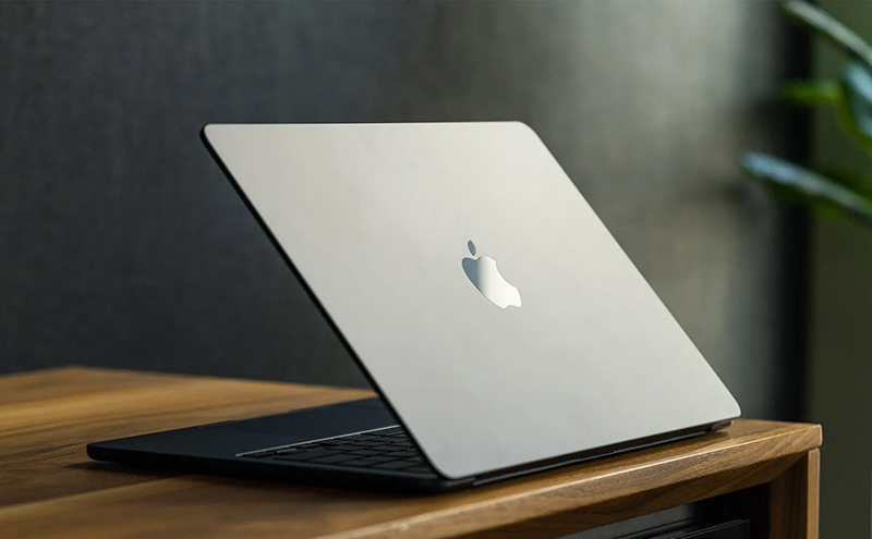 MacBook Air M2 màu Silver