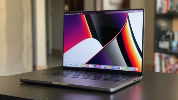 Macbook Pro 14 Inch