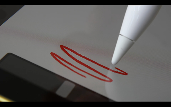 Có khoảng cách giữa đầu bút Apple Pencil và nét vẽ trên Ipad Gen 10